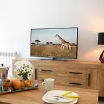Singularstays Clero